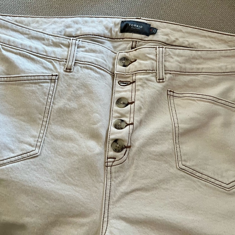 Torrid Cream Button-Fly Pants- size 22